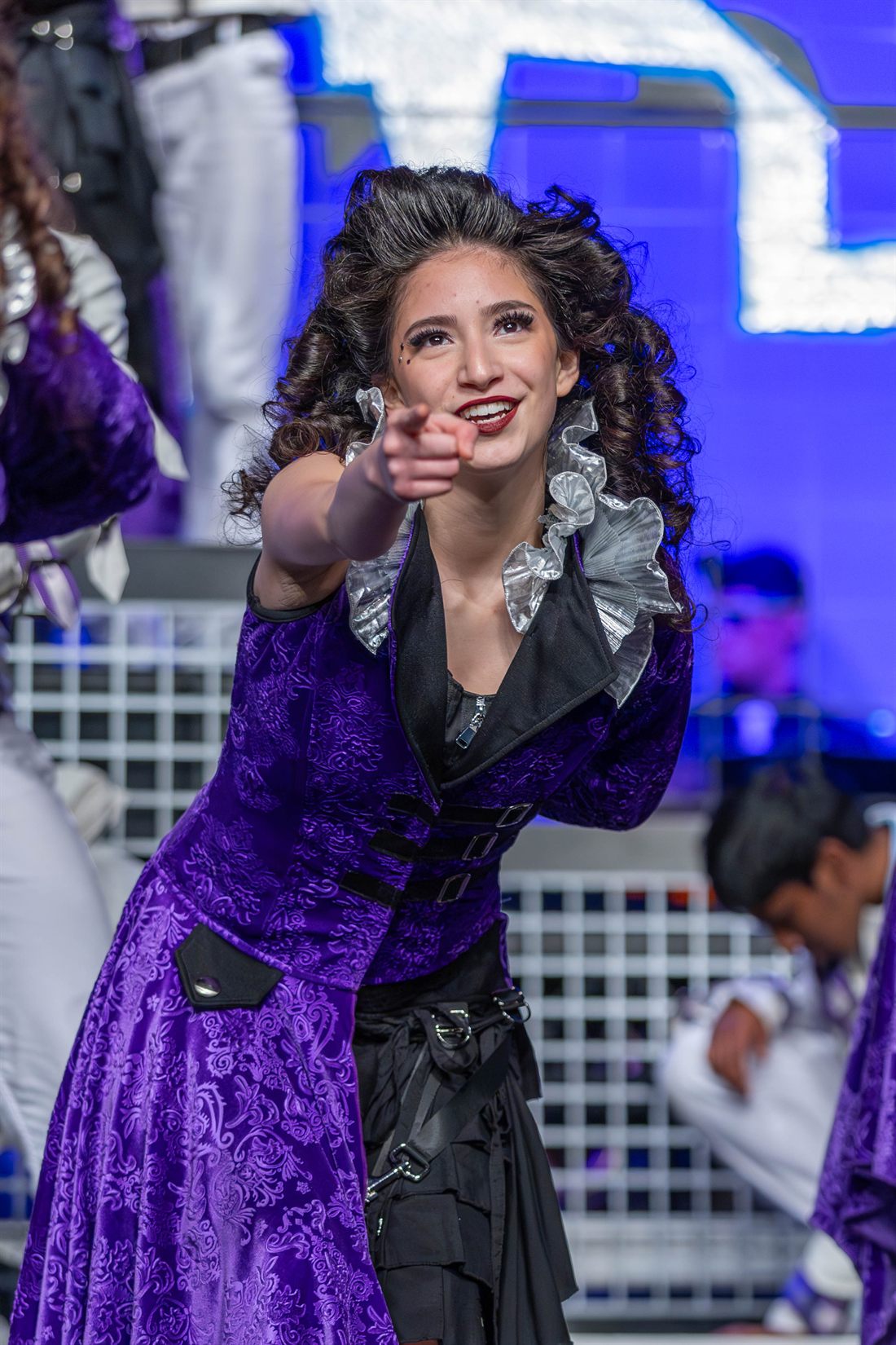 A Friend de Coup soloist performing
